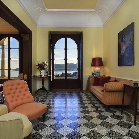 ヴィラ Villino San Remigio - Gracious With Pool & Views! ヴェルバーニア