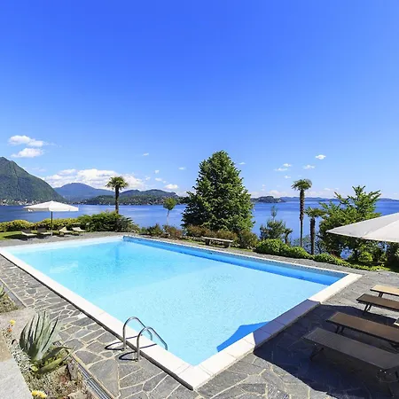 Villa Villino San Remigio - Gracious With Pool & Views! Verbania