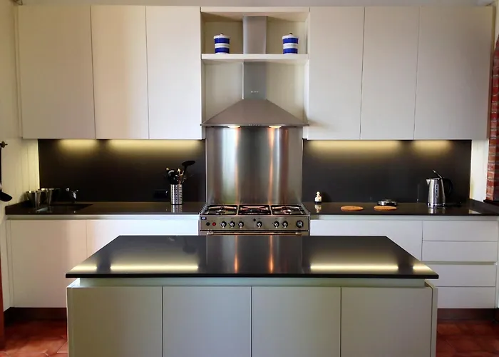 Villa Villino San Remigio - Gracious With Pool & Views!