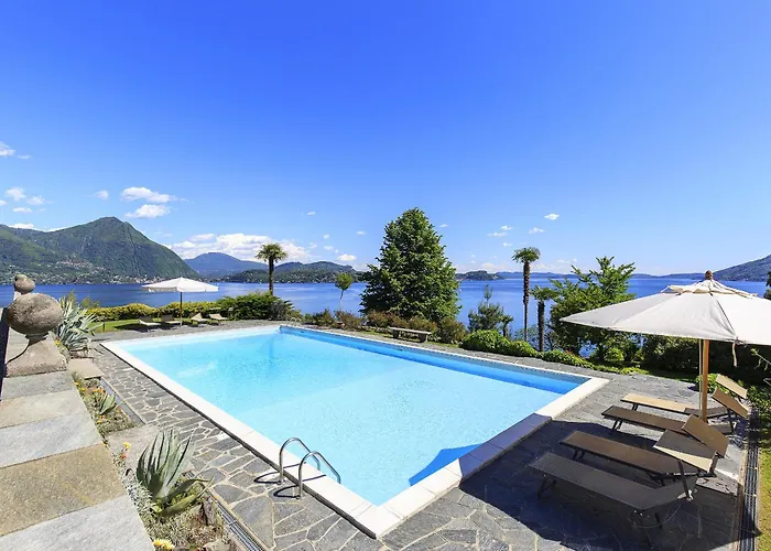 Villa Villino San Remigio - Gracious With Pool & Views! Verbania