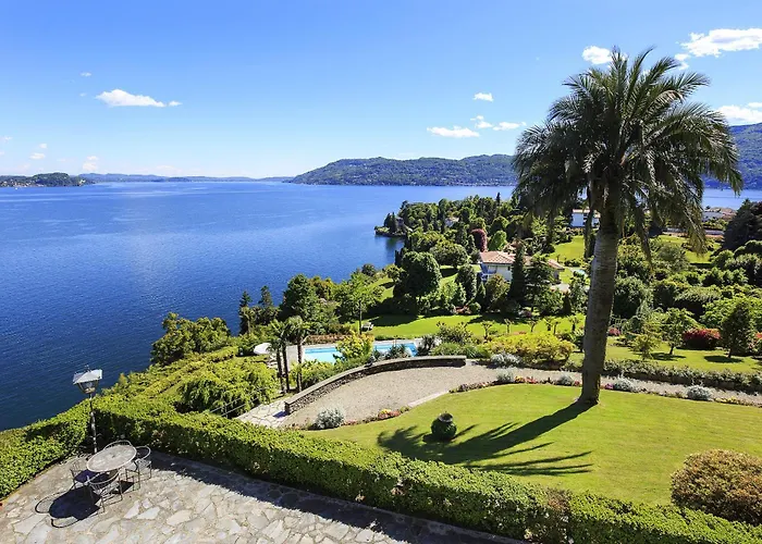 Villa Villino San Remigio - Gracious With Pool & Views! Verbania