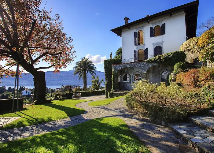 Villino San Remigio - Gracious With Pool & Views! Verbania