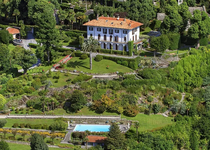 Villino San Remigio - Gracious With Pool & Views! Villa *